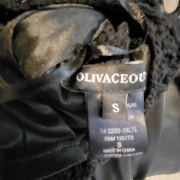 Oliveacious Black Macrame Fringe Skirt and Matching Crop Top size Small - Picture 6 of 8